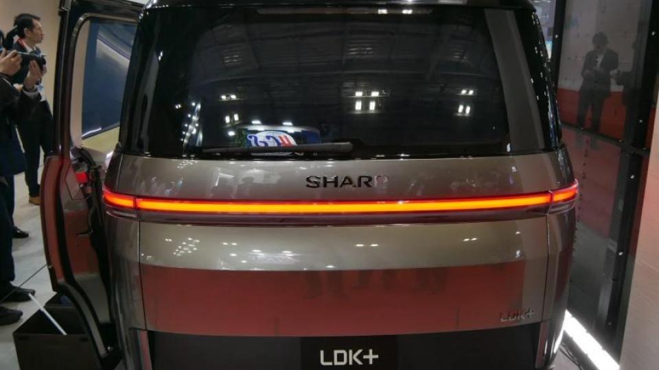 Показаха първата кола на Sharp, има удивителни възможности Снимки