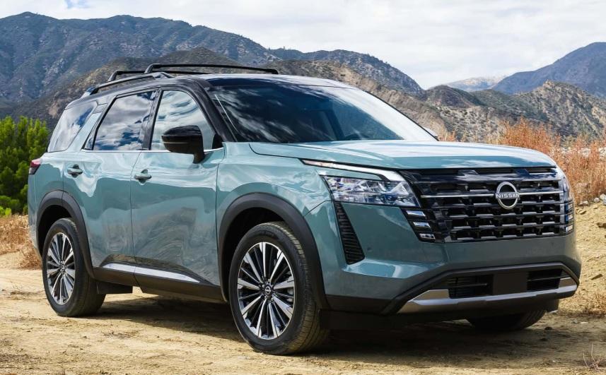 Новият Nissan Pathfinder се отличава с модерни технологии и свежи дизайнерски решения Снимки