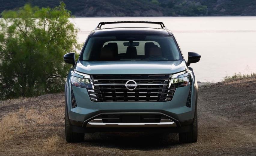 Новият Nissan Pathfinder се отличава с модерни технологии и свежи дизайнерски решения Снимки
