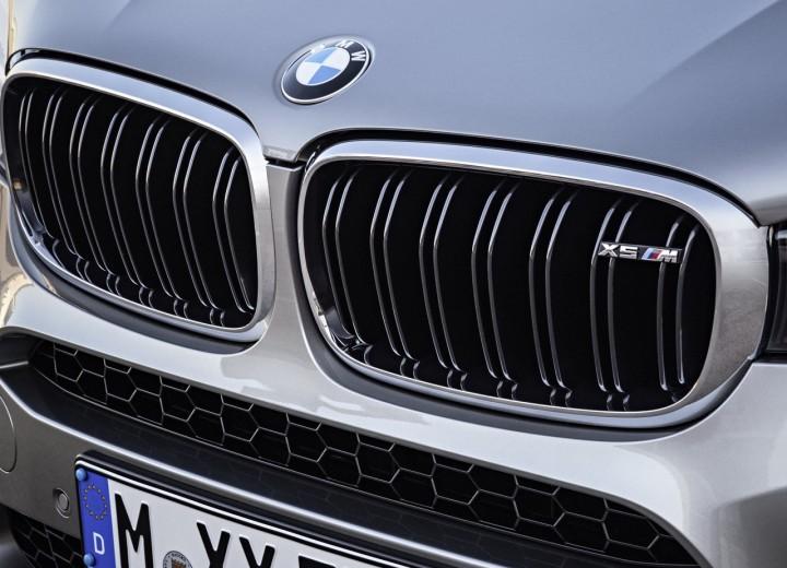 Разсекретиха новото BMW X5: Колата бе заснета по време на тестове