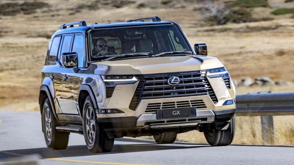 Класация: Най-безпроблемните и луксозни кросоувъри и SUV-ове за 2025 г.