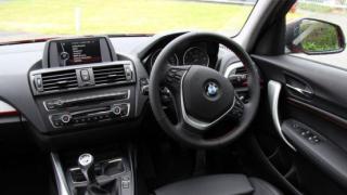 Списъкът е дълъг: В кои страни шофират от лявата страна на пътя?