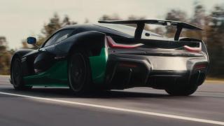 Кола постави невероятен рекорд за движение на заден ход Видео