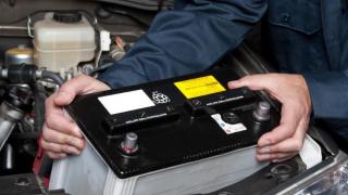 Eто как да дешифрирате буквите "S" и "P" на акумулаторите