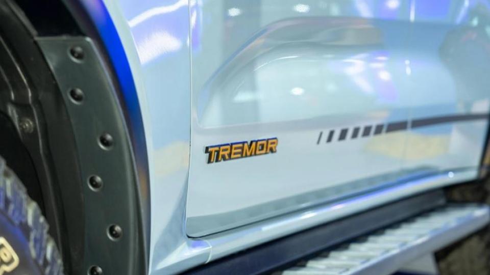 Пускат нов мощен джип на рама за тежки условия Снимки