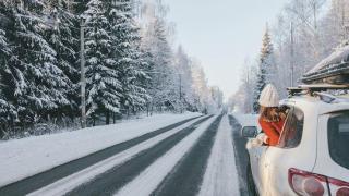 Експерт обясни какво ви е необходимо за дълго пътуване с кола през зимата