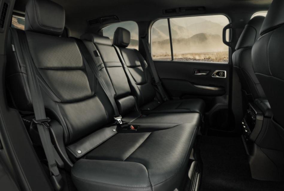 Пускат на пазара най-мощния Toyota Land Cruiser, ето какво представлява Снимки
