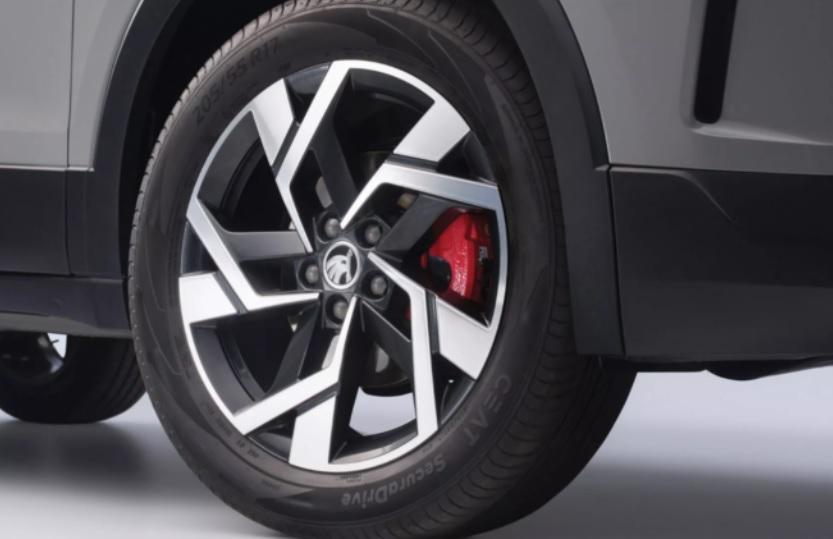 Показаха новия кросоувър на Skoda за 13 000 долара Снимки