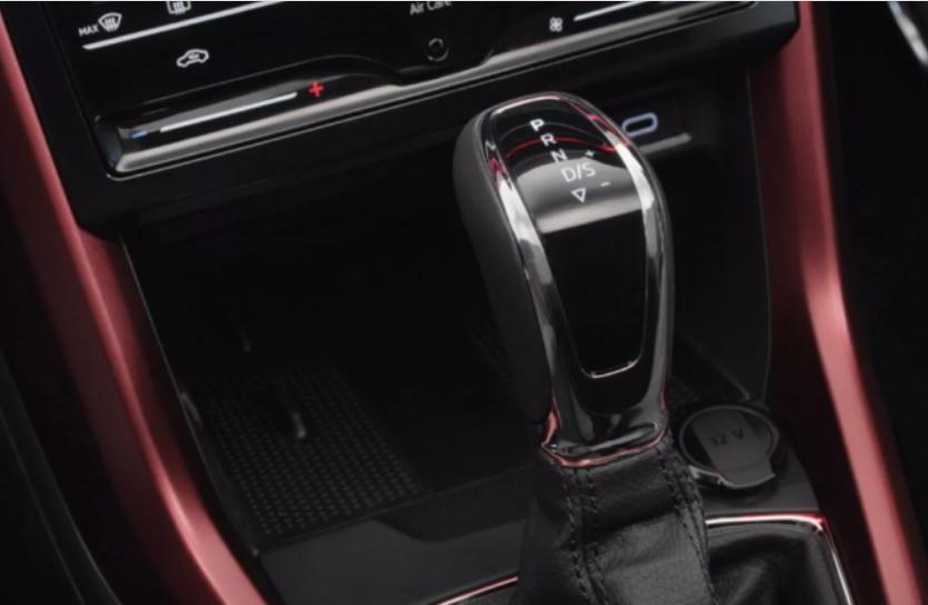 Показаха новия кросоувър на Skoda за 13 000 долара Снимки
