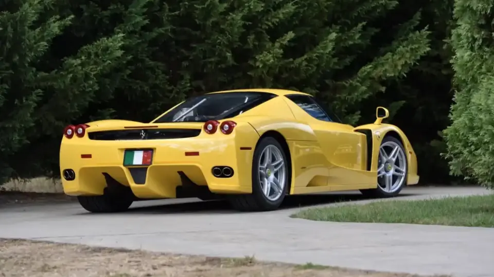 Колекционер плати милиони долари за Ферари, което никога няма да шофира