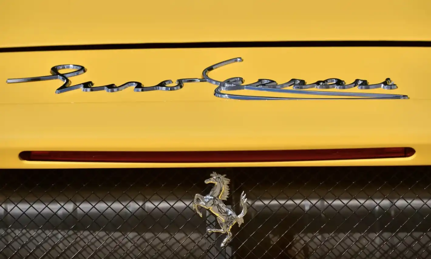 Колекционер плати милиони долари за Ферари, което никога няма да шофира