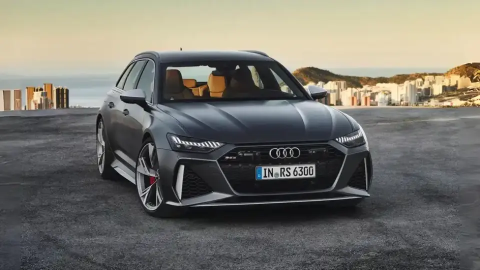 Съставен е списък с 10-те най-бързи семейни автомобила