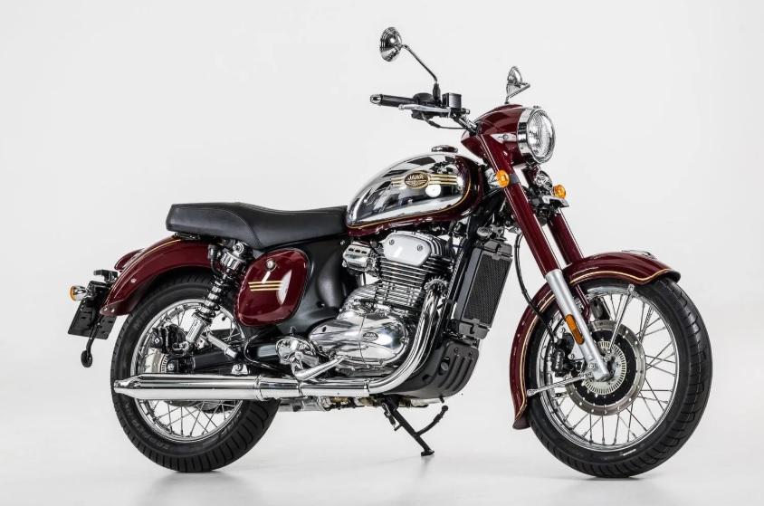 Пуснаха новия мотоциклет Jawa 350, отличава се с много хром и стилни прибори Снимки