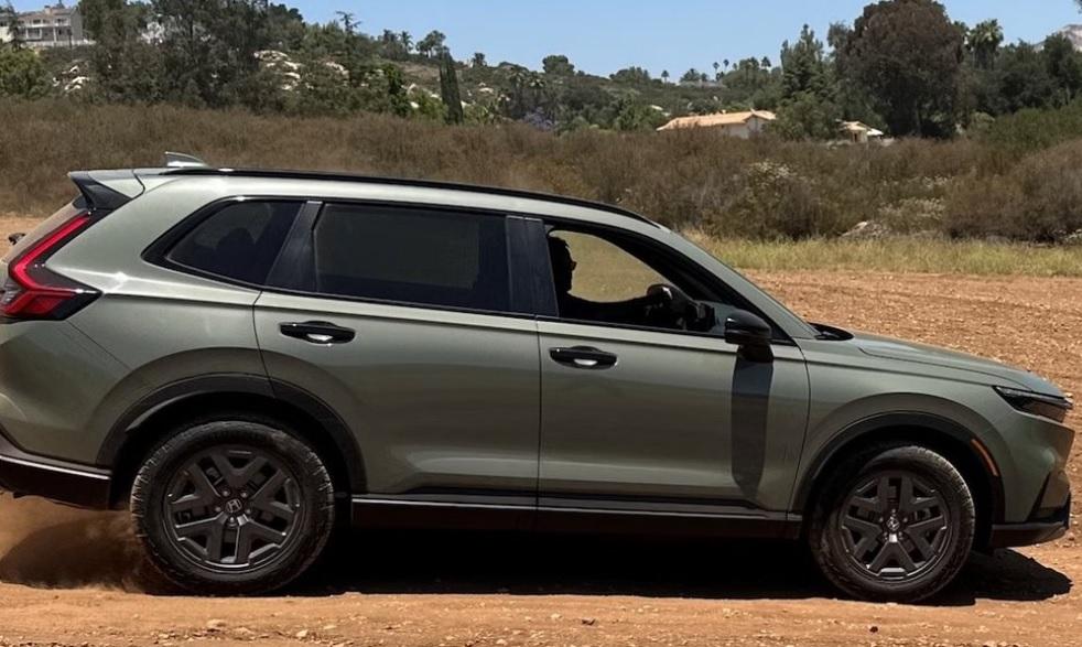 Преди закупуване: Ето какви са важните разлики на колите на Honda и Hyundai