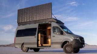 Интригуващ проект: Промениха по уникален начин Mercedes Sprinter Снимки