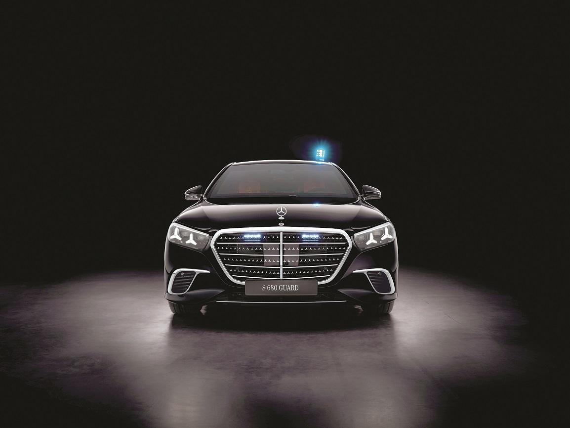 Mercedes S 680 Guard е крепост на колела