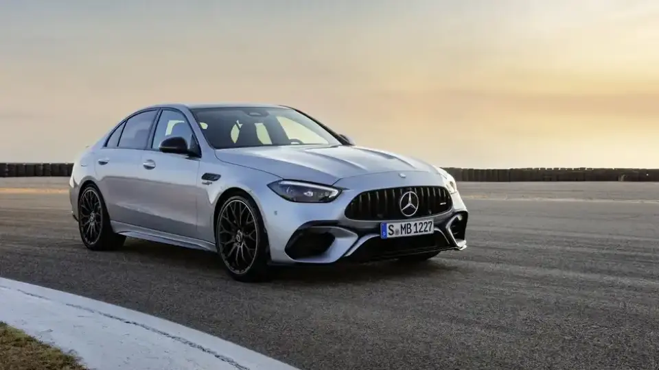 7 достъпни коли, които са по-бързи от Ford Mustang GT