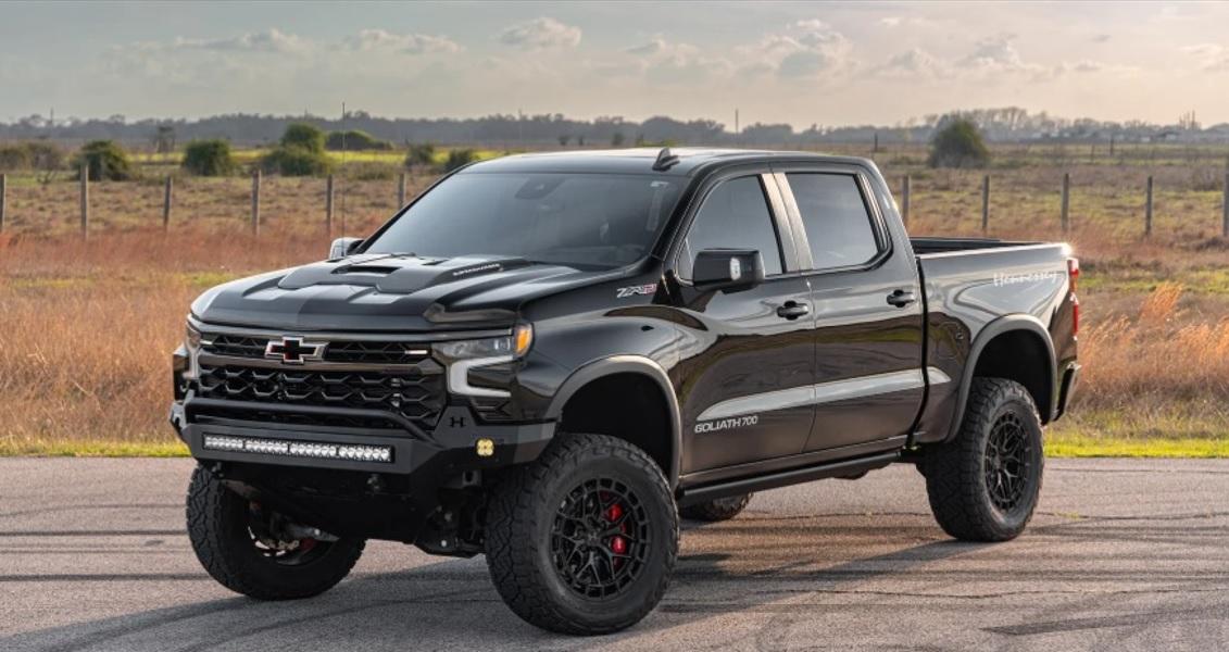 Chevrolet Goliath 700 предизвиква Ram TRX и Ford Raptor Снимки