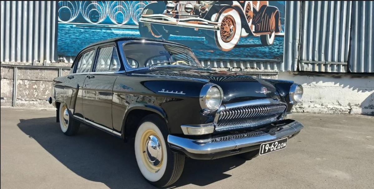 Музей съхранява рядка и необичайна Волга от 1962 г., създадена за КГБ
