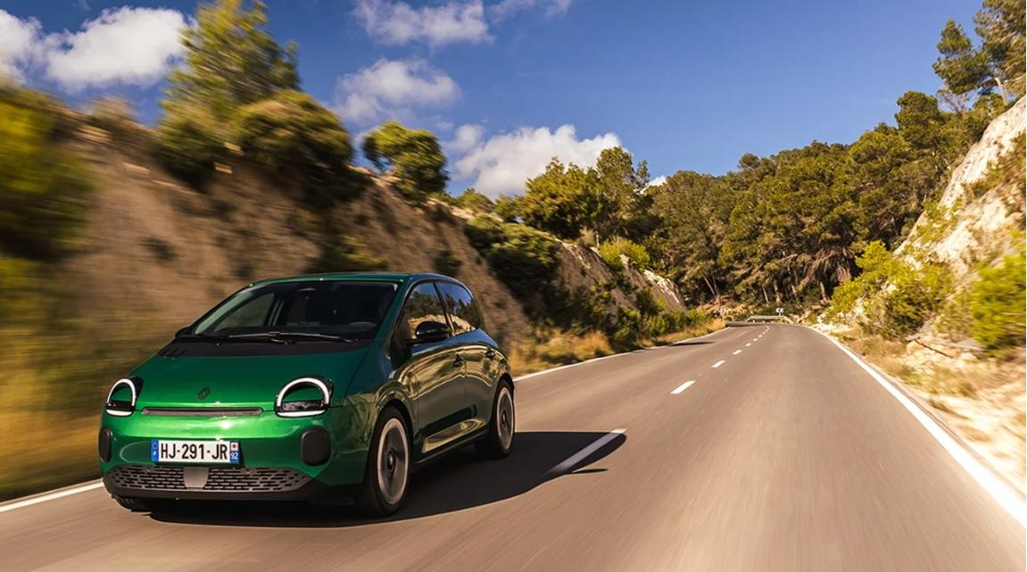 Новият Renault Twingo E-Tech променя правилата в сегмента на компактните автомобили