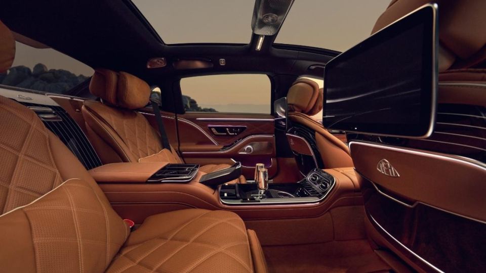 Показаха новия седан Maybach 2026, има по-модерен дизайн и по-мощни двигатели
