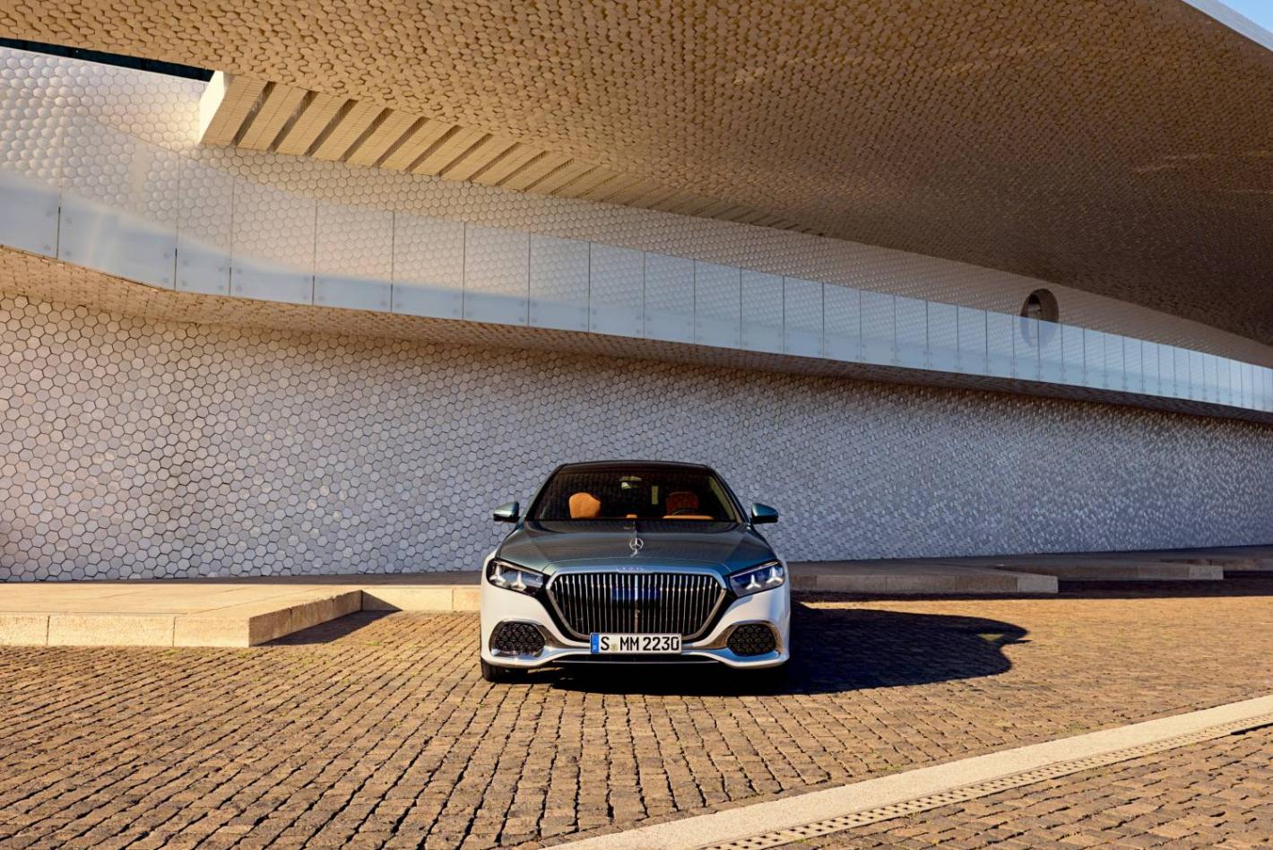 Показаха новия седан Maybach 2026, има по-модерен дизайн и по-мощни двигатели