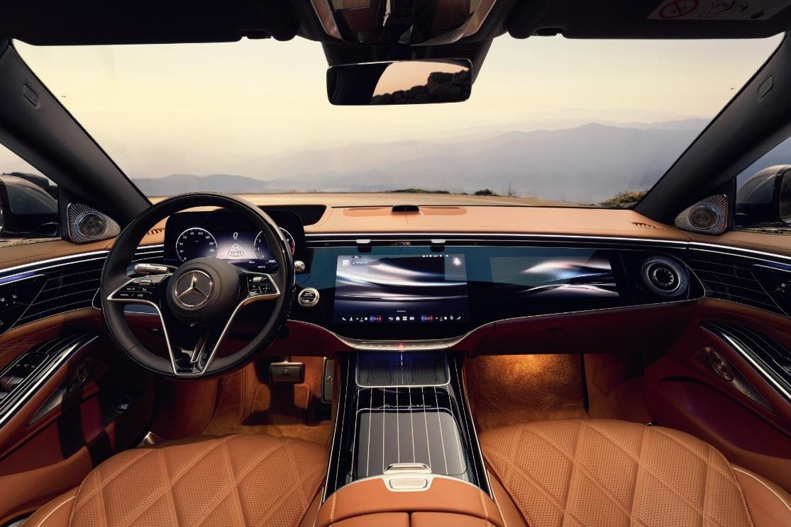 Показаха новия седан Maybach 2026, има по-модерен дизайн и по-мощни двигатели