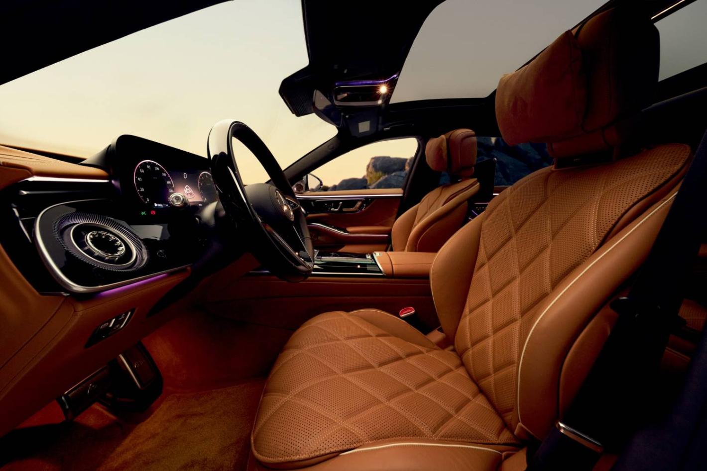 Показаха новия седан Maybach 2026, има по-модерен дизайн и по-мощни двигатели