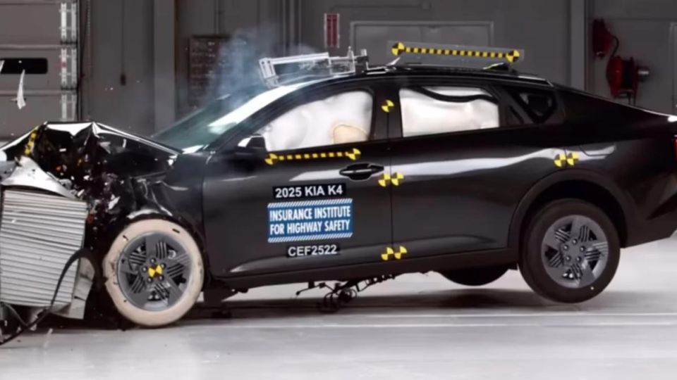 Експерти от IIHS посочиха най-безопасните коли на 2026 г.