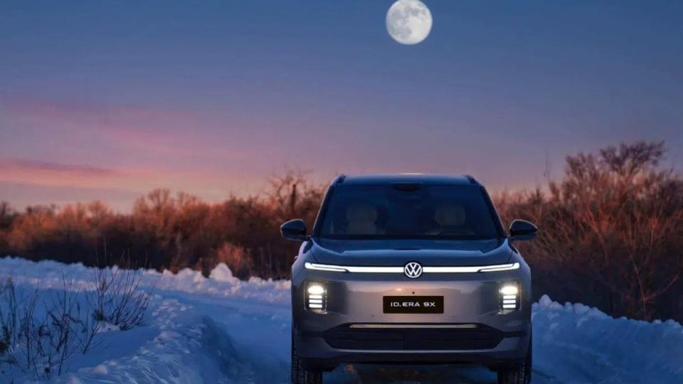 Голям семеен кросоувър: Показаха Volkswagen ID. Era 9X, има голяма мощност
