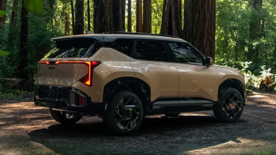 Kia представи нов кросоувър, по-евтин от Toyota RAV4