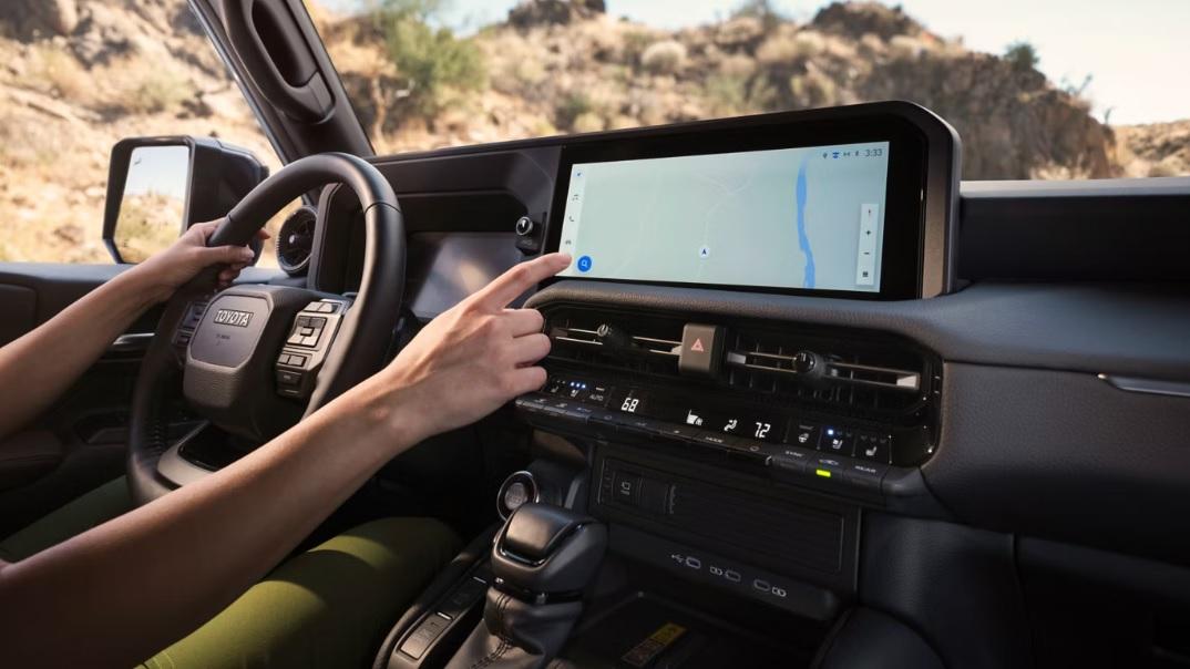 Показаха новата Toyota Land Cruiser, намалява се разликата между нивата на оборудване