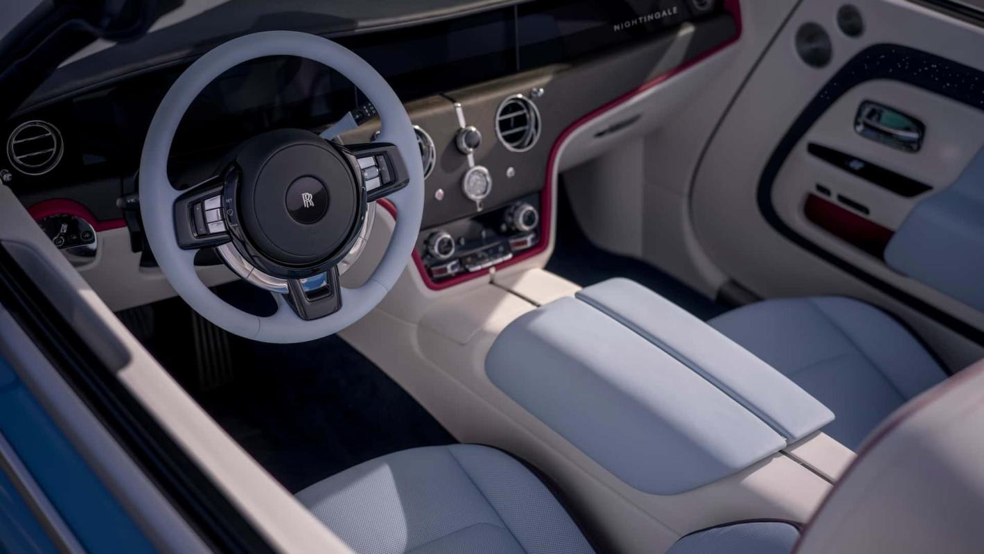 Rolls-Royce представи електрическия Project Nightingale Снимки