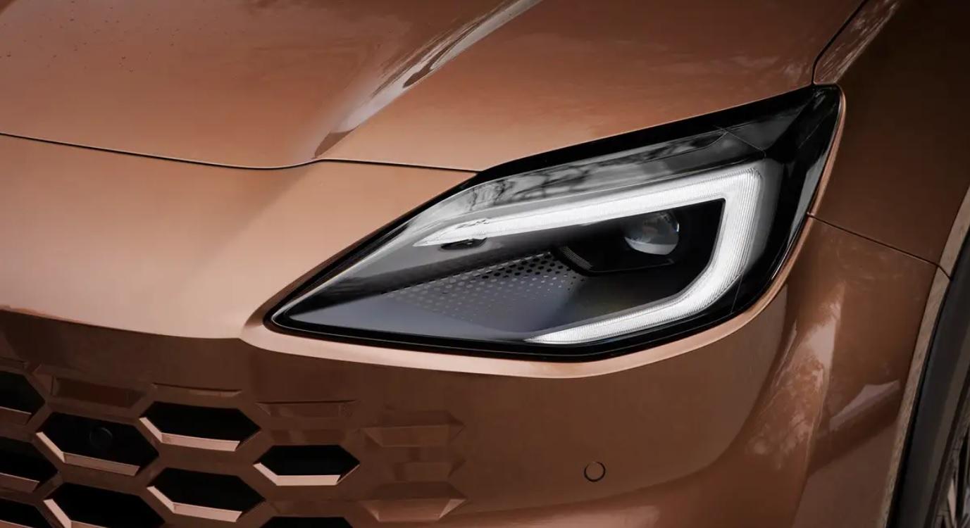 Toyota показа достъпен кросоувър за Европа с малък разход Снимки
