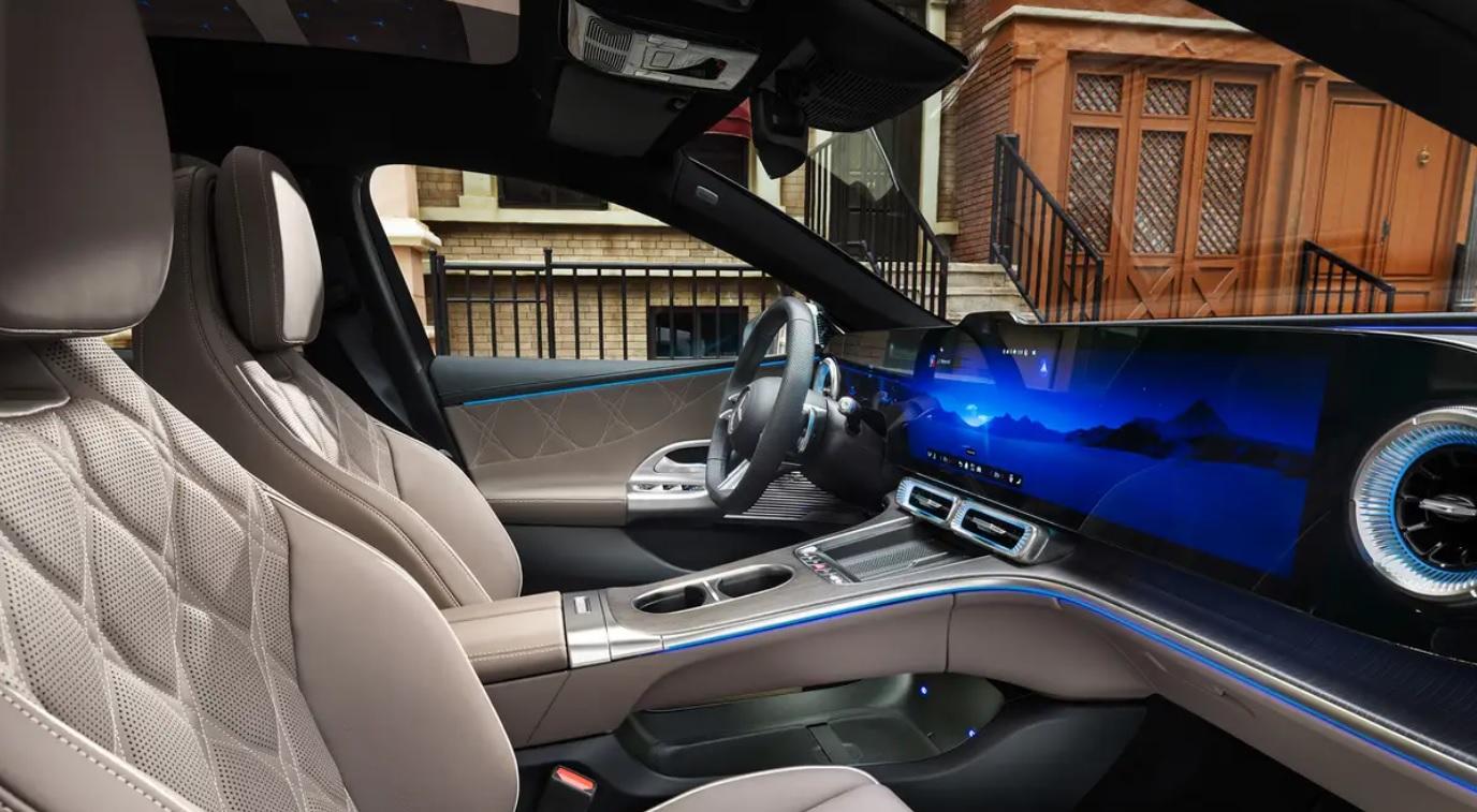 Радикални промени: Представиха новия Mercedes C-Class Снимки