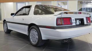 Капсула на времето от 80-те: Продава се Toyota Supra Turbo с малък пробег