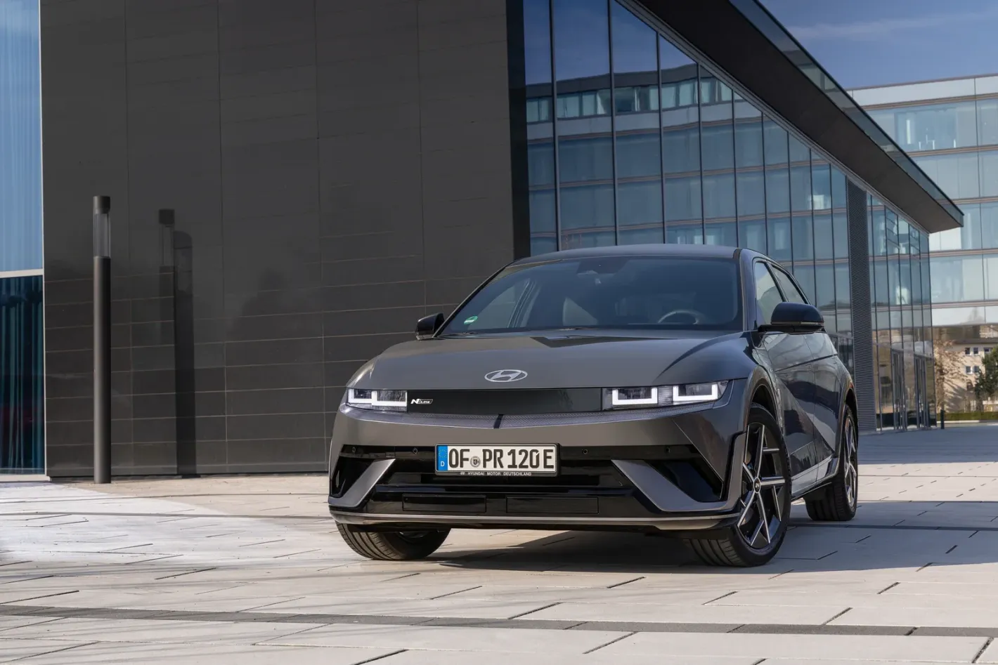 Hyundai работи върху технология, която дори Porsche и Mercedes-Benz нямат