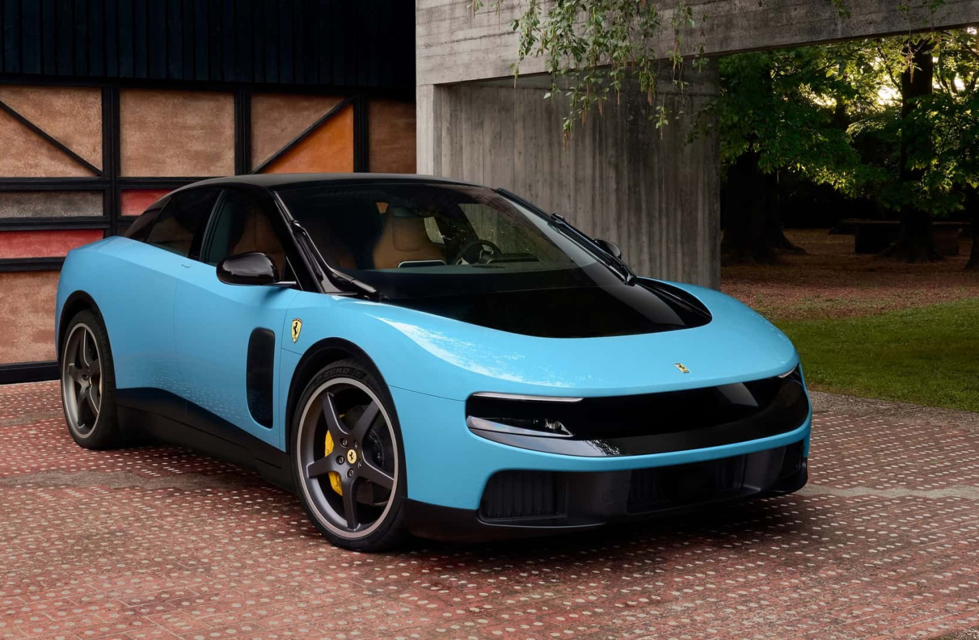 Енцо би се изненадал: Първият електрически автомобил Ferrari Luce