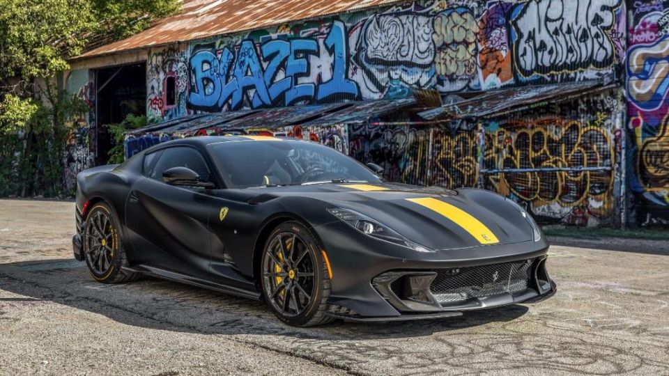 Разбиха в катастрофа рядък суперавтомобил Ferrari за 2 милиона долара