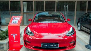 Tesla може да пусне дългоочаквания Model 3 Plaid: Какво знаем сега
