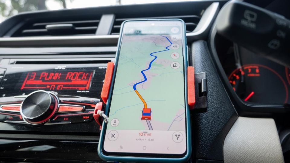 Google Maps заличи най-голямото предимство на Waze
