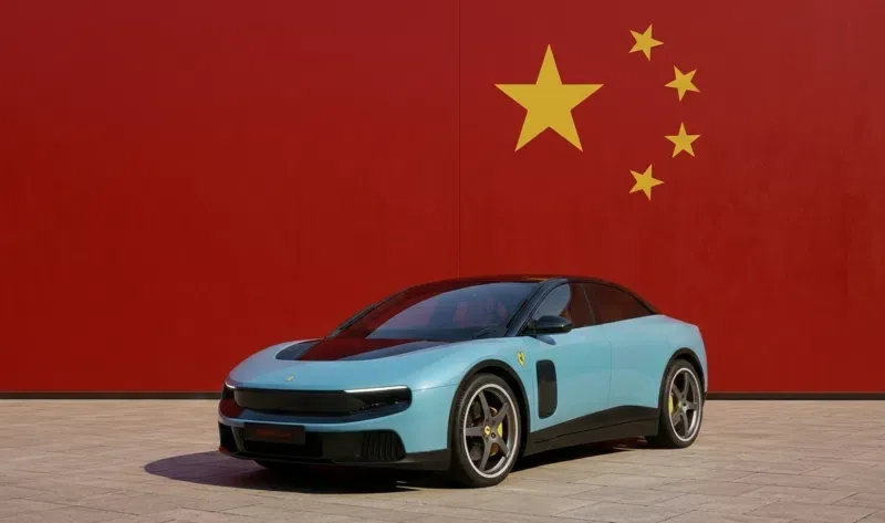 Всички не харесват Ferrari Luce: Мемета взривиха мрежата