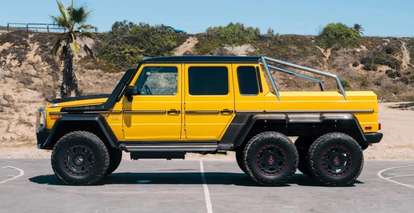 Продава се уникален Mercedes G-Class на 6 колела с V12 двигател