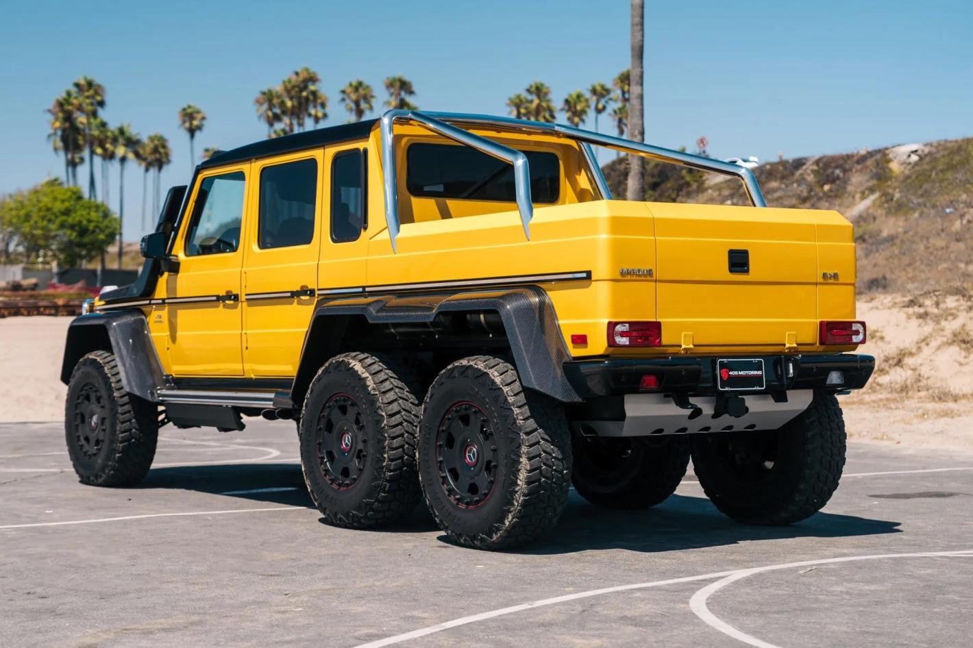 Продава се уникален Mercedes G-Class на 6 колела с V12 двигател