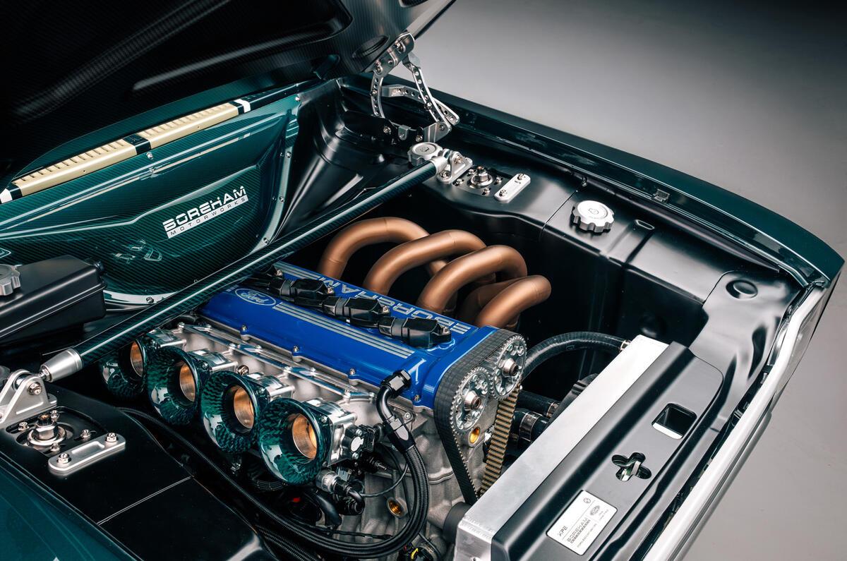 Възродена легенда: Ford Escort се завръща в производство Снимки