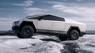 Американец си купи нов Tesla Cybertruck, но го върна в същия ден