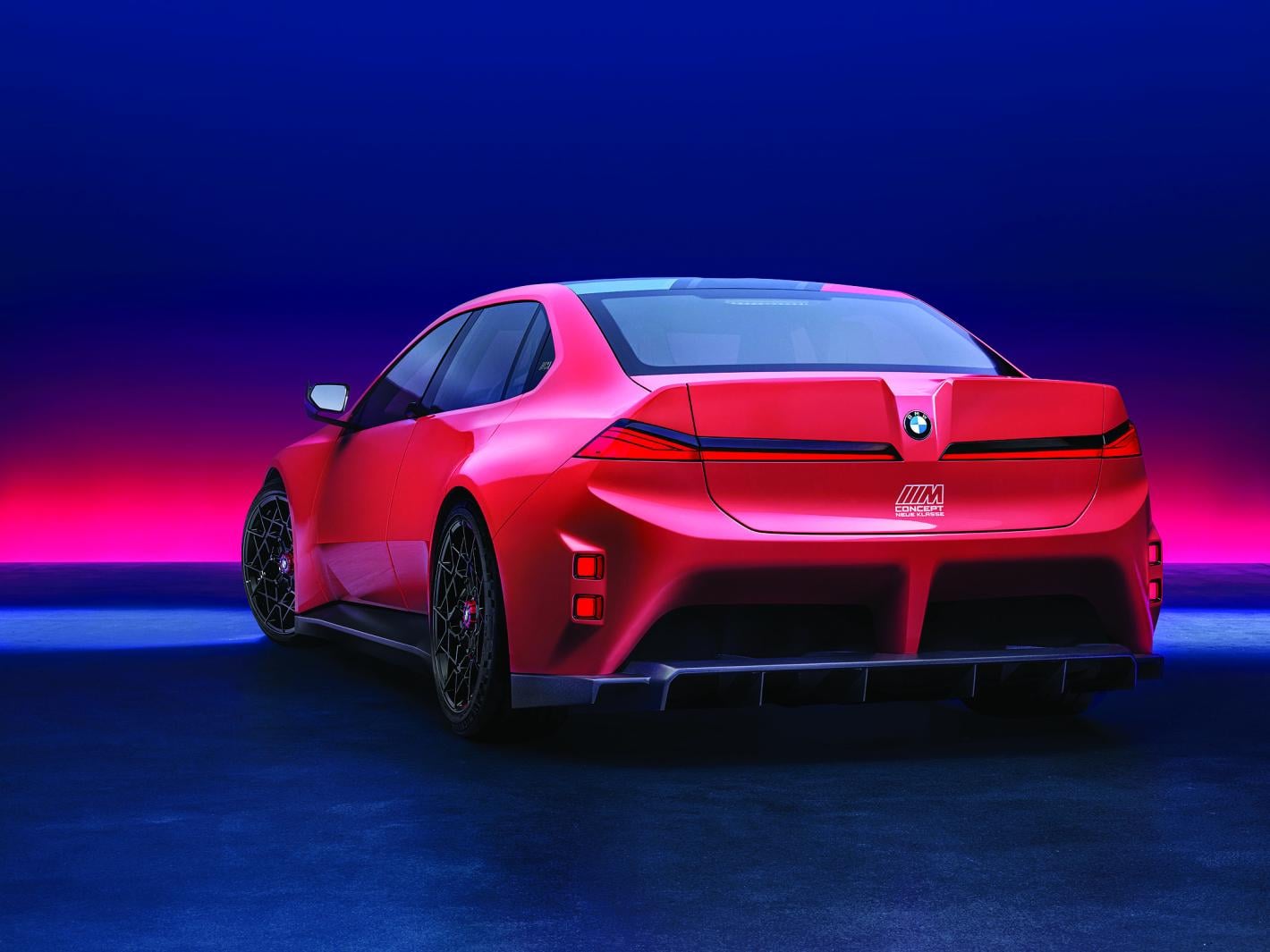 Първият BMW M3 модел на ток е с 4 мотора