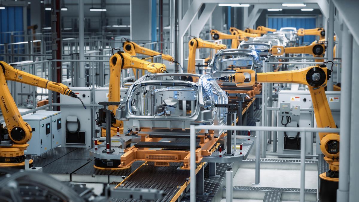 Tesla и Ford разглобиха китайски електромобили, за да разберат тайните им, останаха изумени