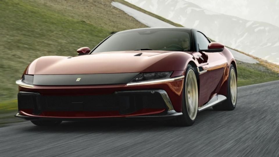 Новият суперавтомобил на Ferrari получи иновативна скоростна кутия