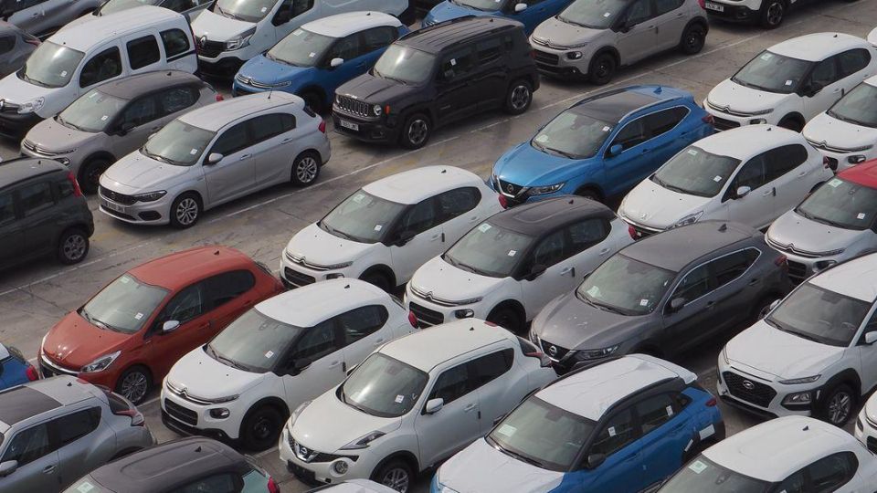 Растящите размери на автомобилите застрашават паркирането в европейските градове